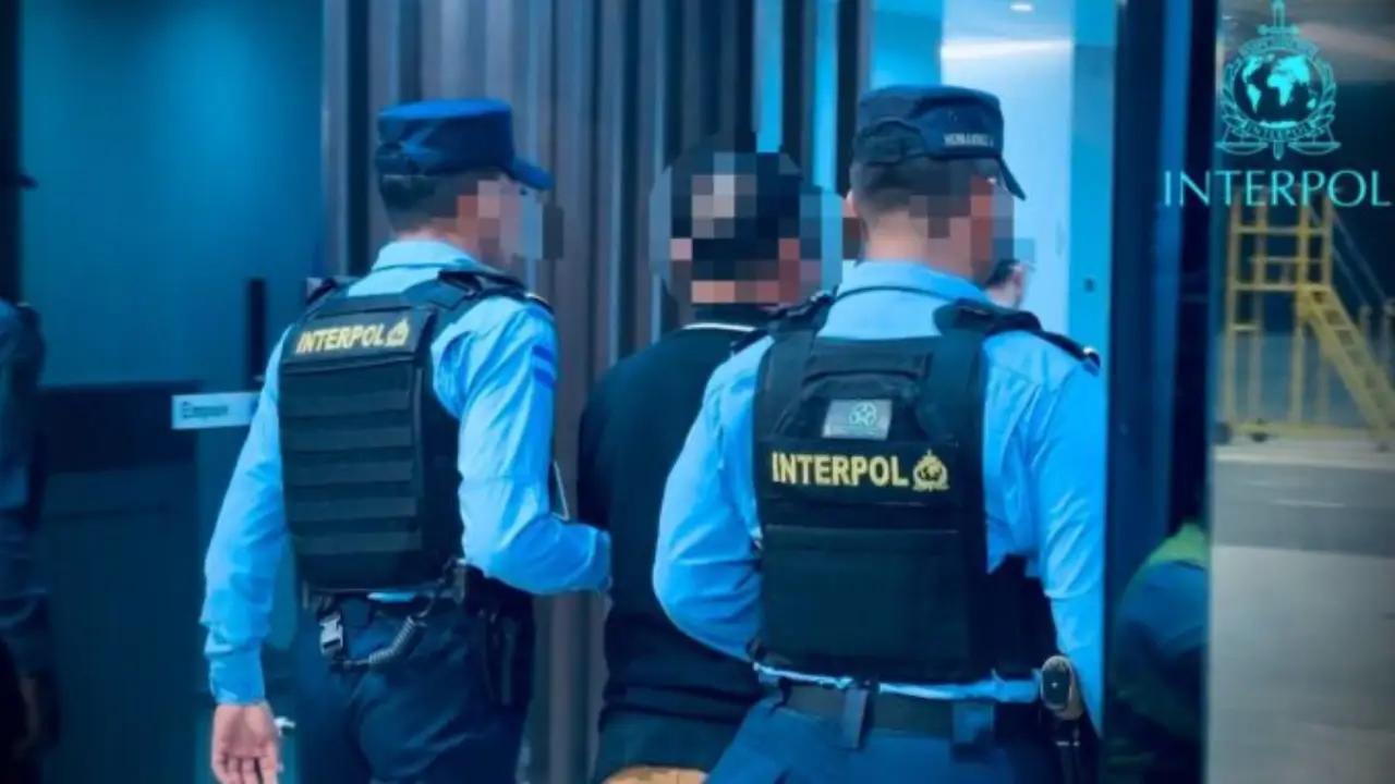 Imagen de De prófugo a extraditado: hondureño señalado de homicidio había huido a España