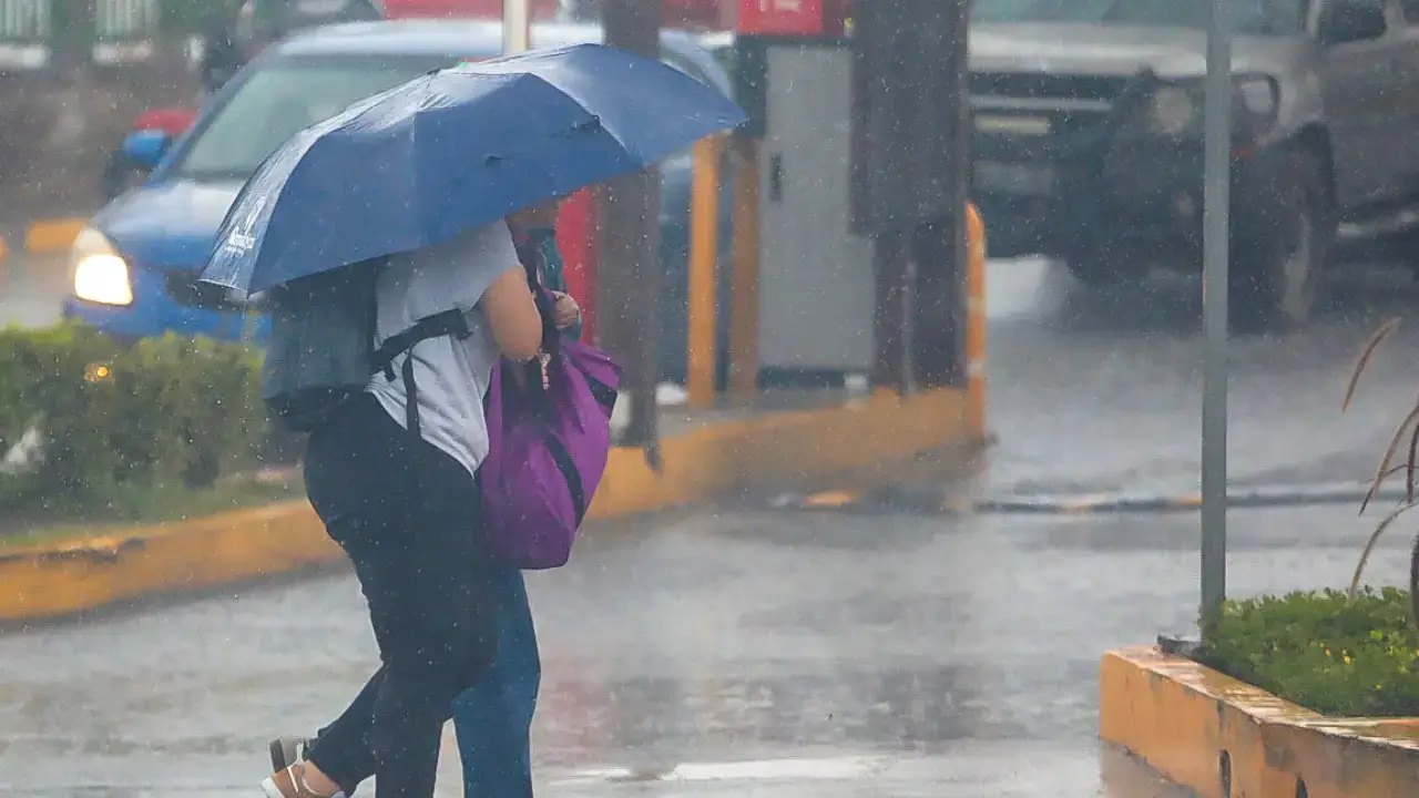 ¿Adiós al calor? Onda tropical dejará lluvias este fin de semana en Honduras Imagen de ¿Adiós al calor? Onda tropical dejará lluvias este fin de semana en Honduras