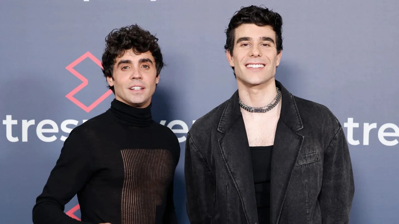 ¿Los Javis son pareja? ¿cuál es la relación de los dos directores? Imagen de ¿Los Javis son pareja? ¿cuál es la relación de los dos directores?