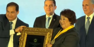 Imagen de Premio Álvaro Contreras 2026: Lucía Alvarado recibe el máximo galardón del CPH