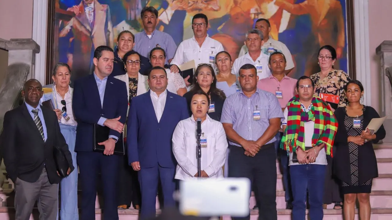 Magisterio convoca a asambleas para analizar propuesta salarial del Gobierno Imagen de Magisterio convoca a asambleas para analizar propuesta salarial del Gobierno