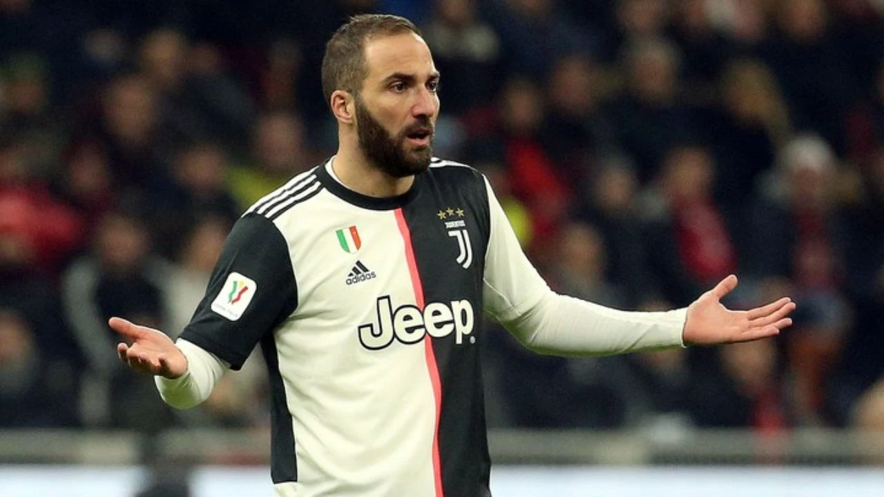 Imagen de Irreconocible: El nuevo aspecto de Gonzalo Higuaín que causa furor en las redes