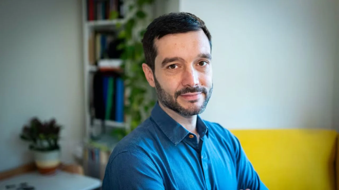 Imagen de Pablo Bustinduy pareja actual: ¿El ministro es gay? ¿Está casado? ¿Tiene esposa?