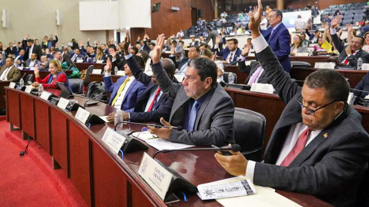 Imagen de Congreso blinda manejo del dinero público con reforma a Ley del Presupuesto