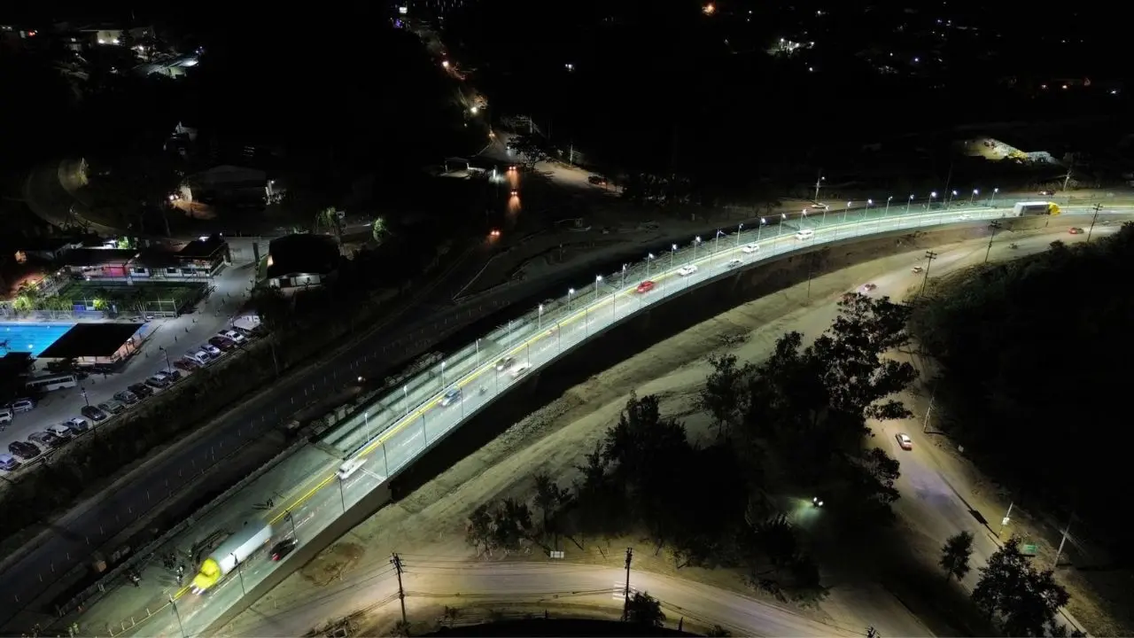 Puente vehicular