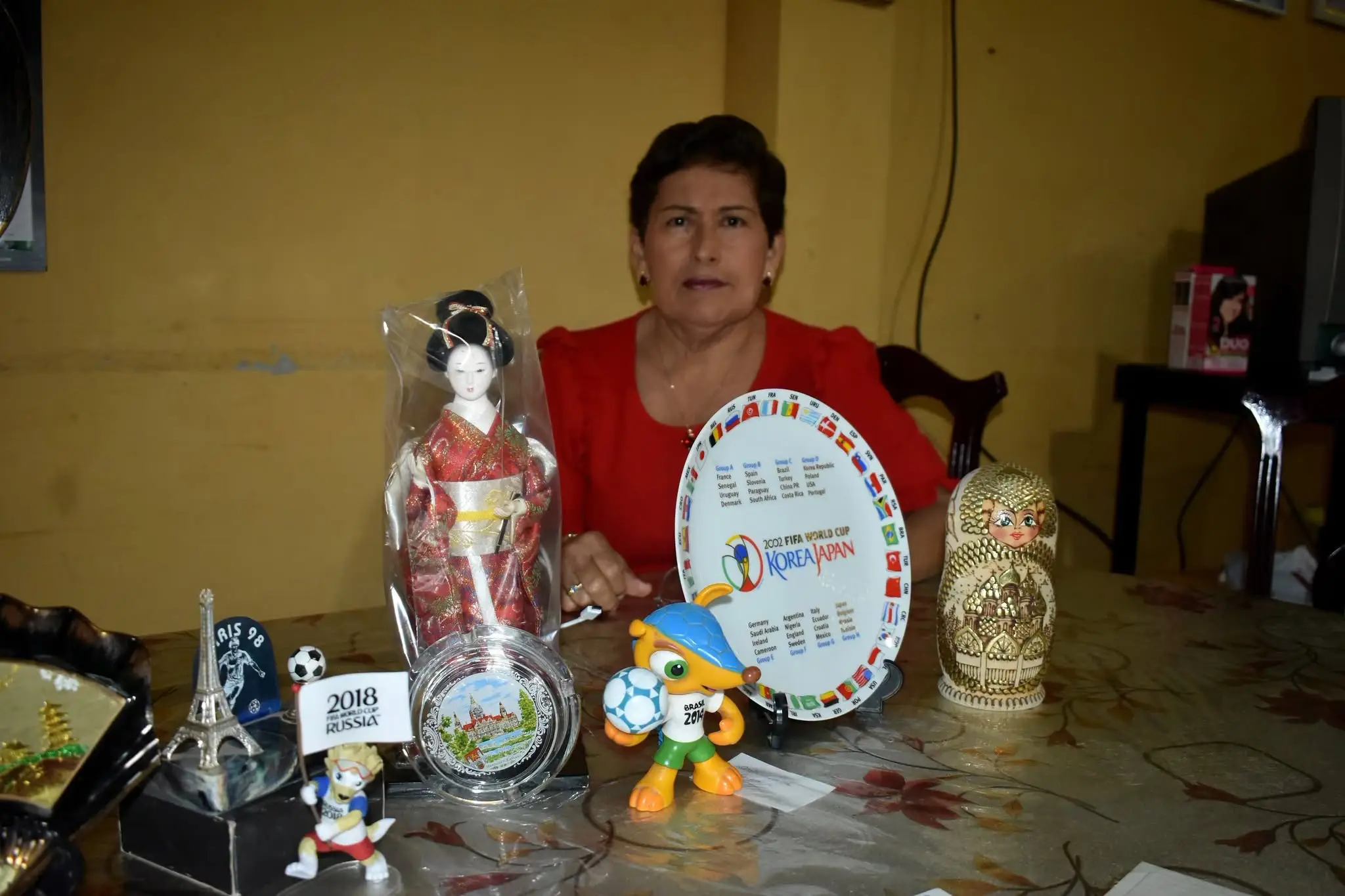 María del Jesús Pinargote, mujer que ha asistido a 8 mundiales sin pagar