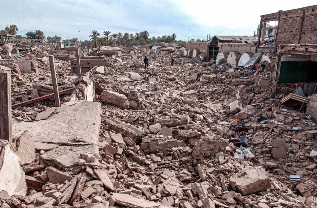 Destrucción tras el temblor en Bam, Irán, en 2003.