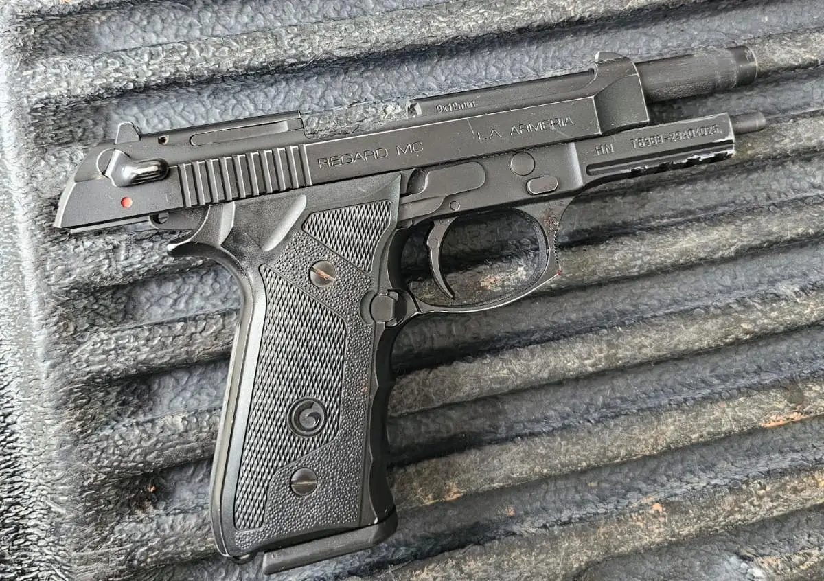 Foto de un arma de fuego