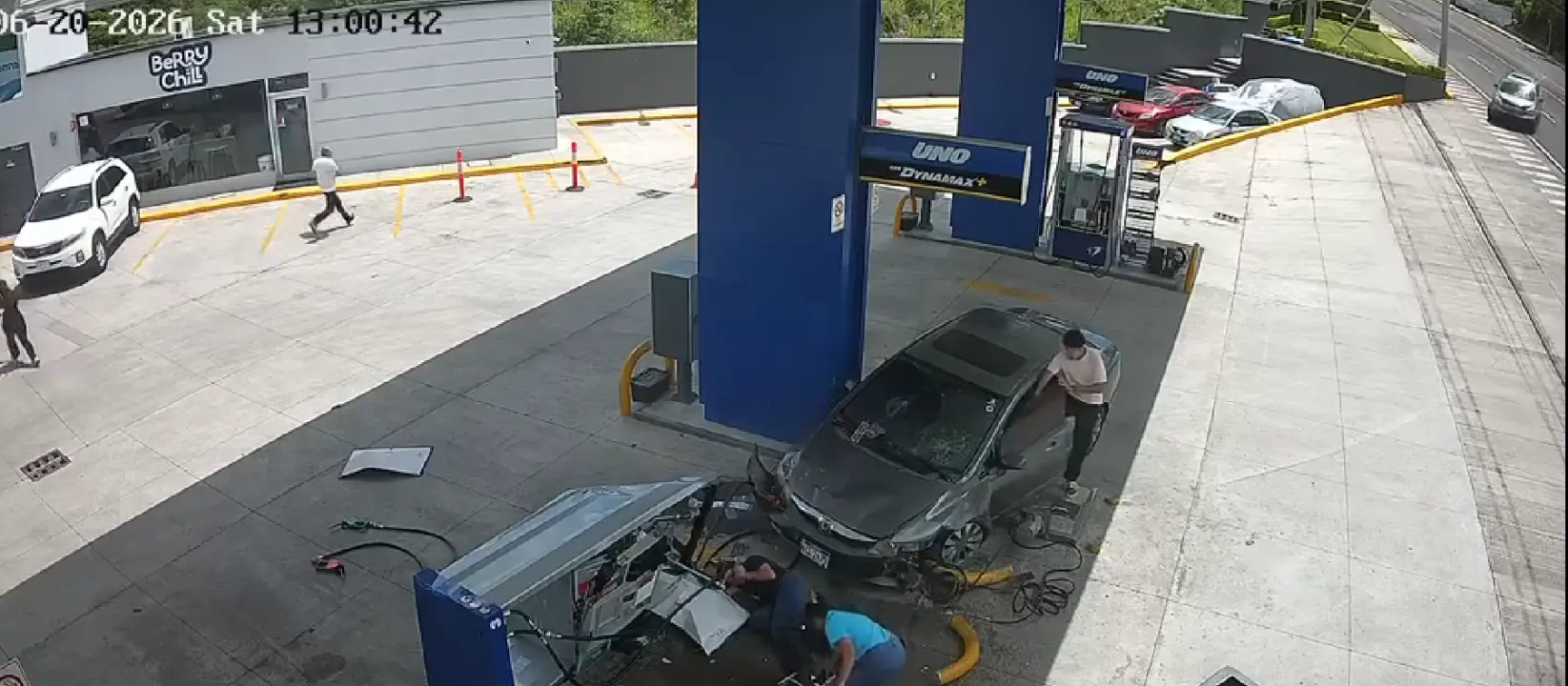 Carro estrello gasolinera
