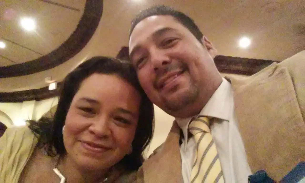 Claudia Varela Garay y su esposo, Francisco Flores Soto