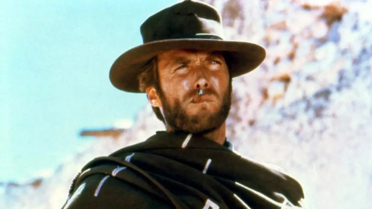 Clint Eastwood actuando en su juventud.