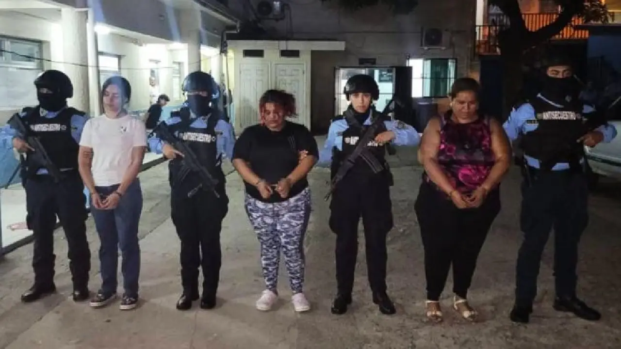 Detención de mujeres por secuestro 
