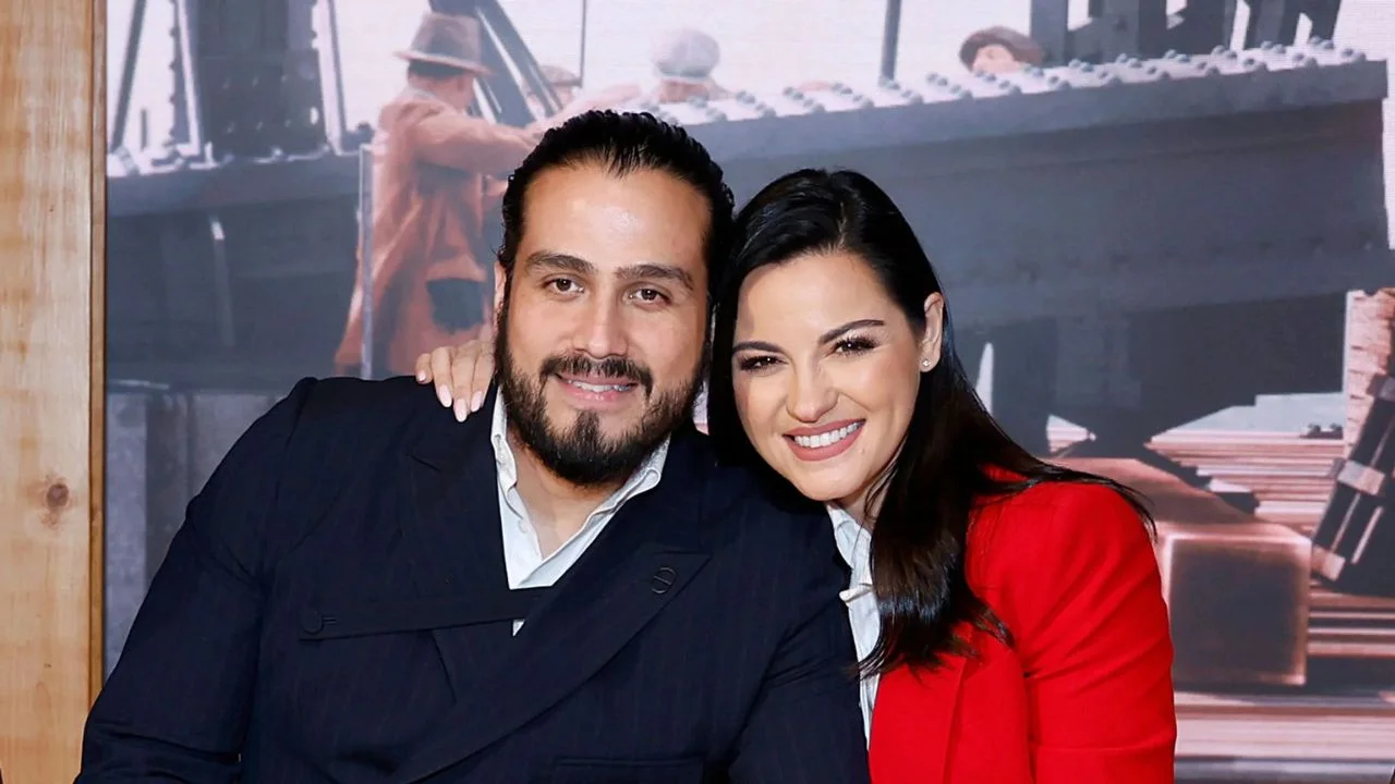 Andrés Tovar y su esposa Maite Perroni.