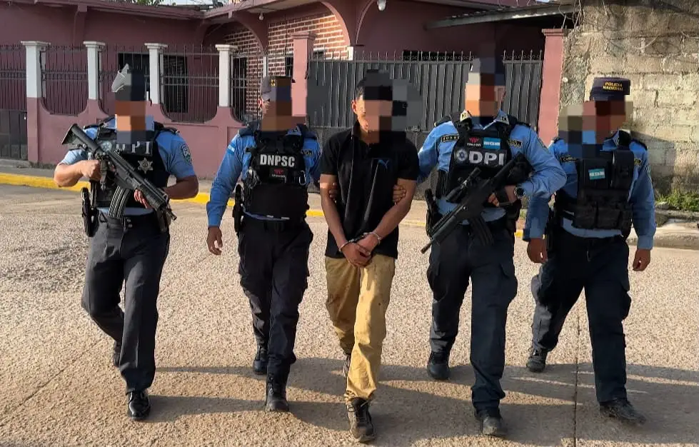 Foto del hondureño que abusó a menor y le cortó la oreja a su esposa