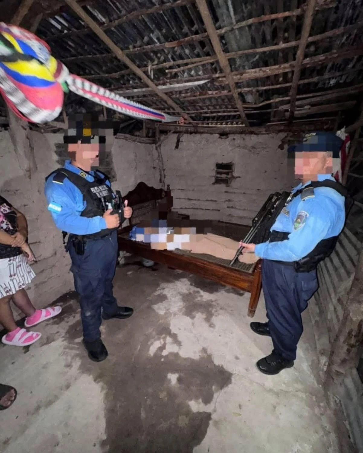 escena del crimen de una hondureña a manos de su concuñado