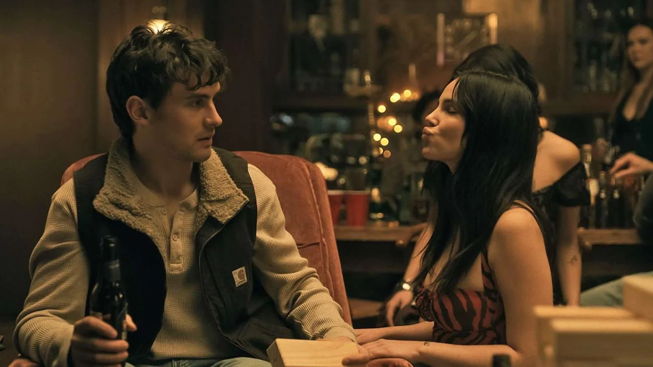 Inde Navarrette en la película de Obsesión.
