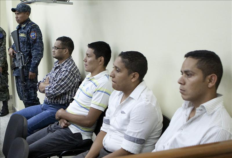 expolicías