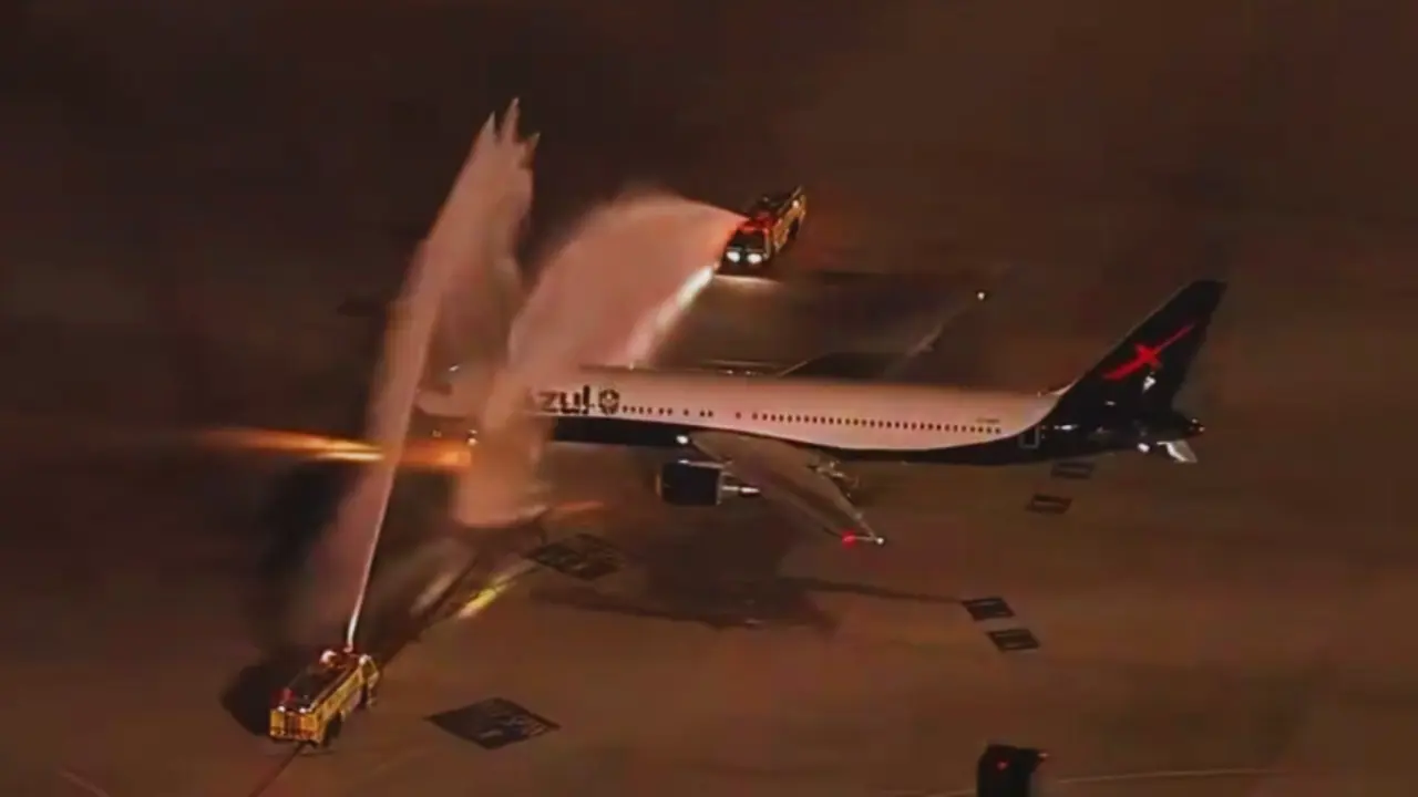 'Bautizan' avión de la selección de Brasil antes de salir rumbo a 'United 2026' Imagen de 'Bautizan' avión de la selección de Brasil antes de salir rumbo a 'United 2026'