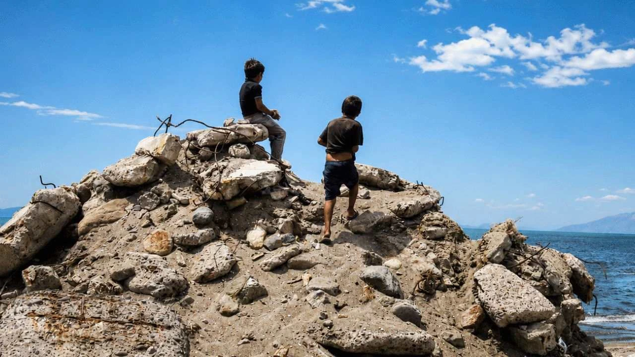 Cedeño se encoge mientras el mar empuja a sus hijos a migrar Imagen de Cedeño se encoge mientras el mar empuja a sus hijos a migrar