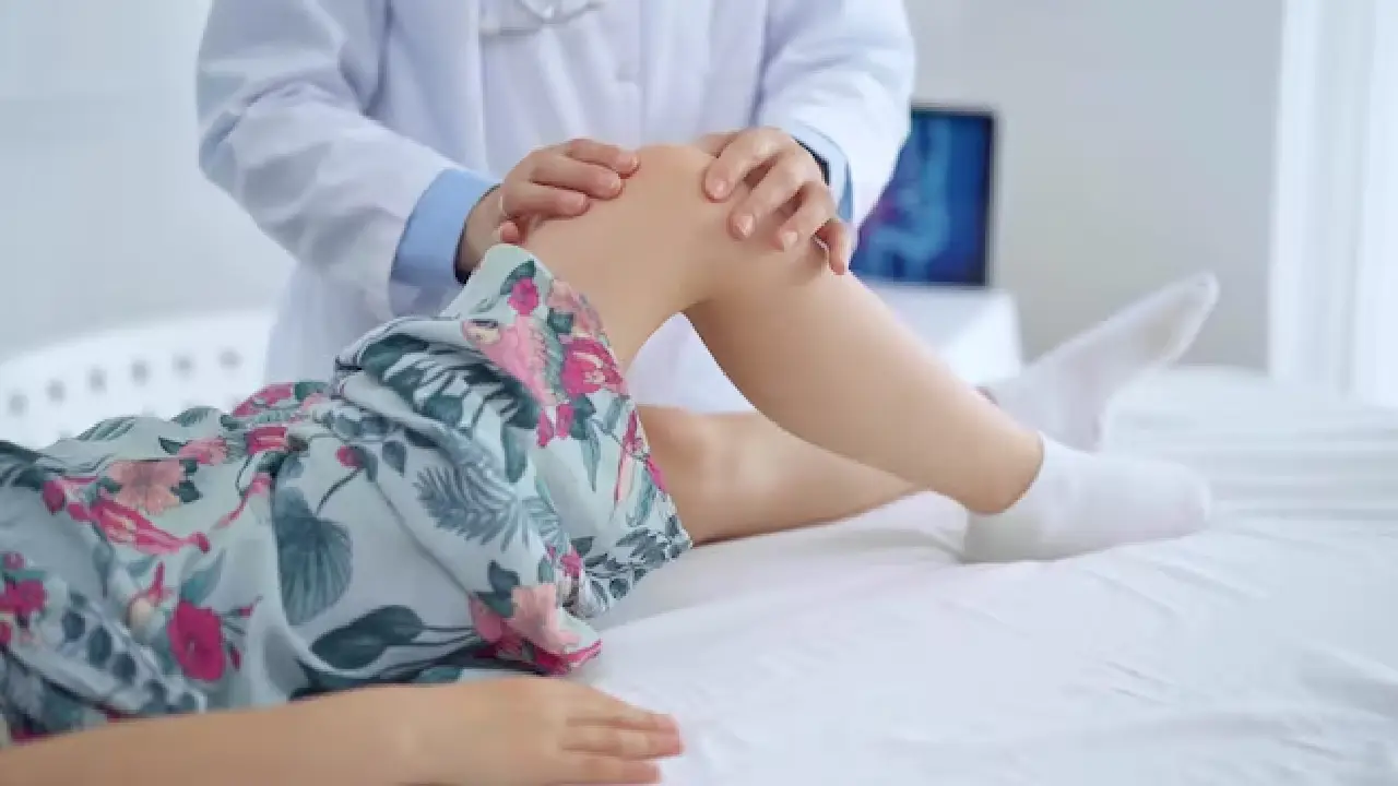 'Le dobló la rodilla': médico vuelve a fracturar a menor por falta de pago Imagen de 'Le dobló la rodilla': médico vuelve a fracturar a menor por falta de pago