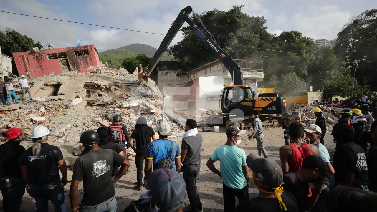 Imagen de Se elevan a 1,430 las personas fallecidas por el doble terremoto en Venezuela