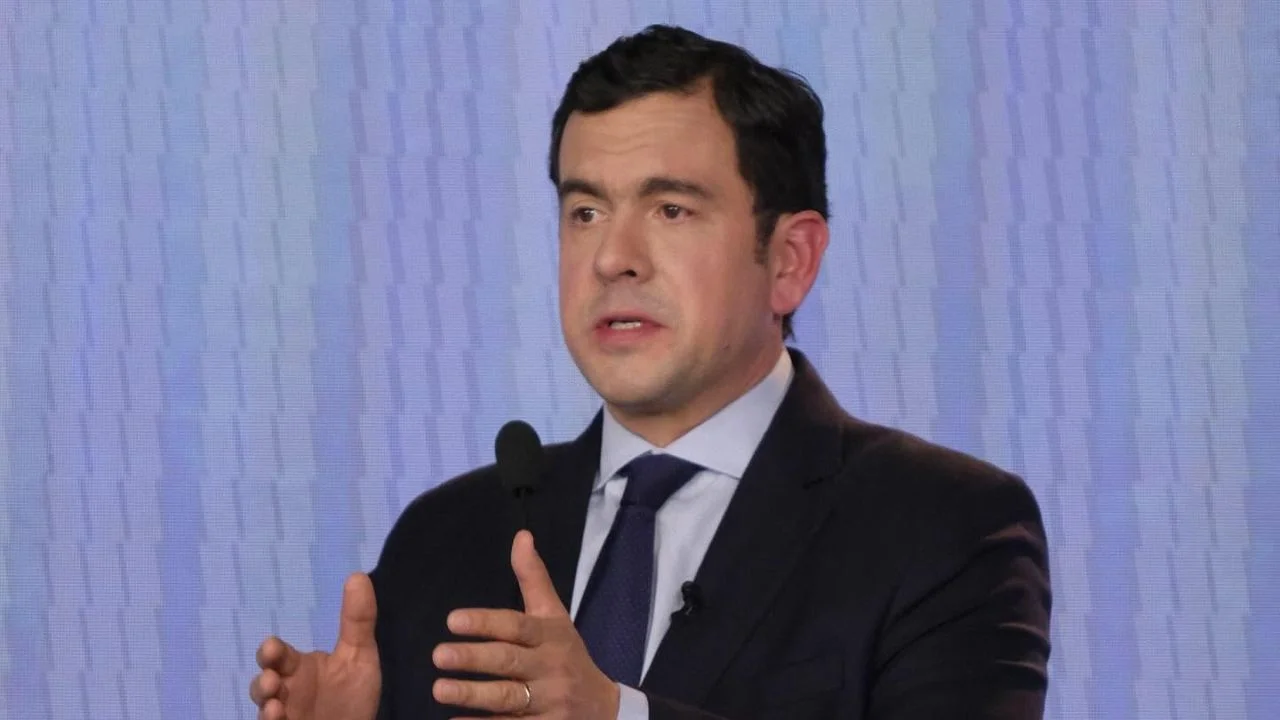 Imagen de Esposa e hijos de Rodrigo Lara Restrepo: familia del ministro del Interior