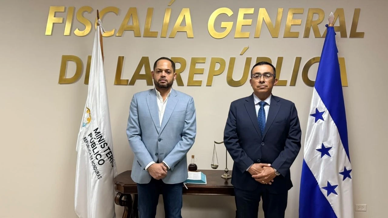 Imagen Principal de Nota: Ever Mejía asegura que continuará estrategia de DLCN tras salida de Muñoz