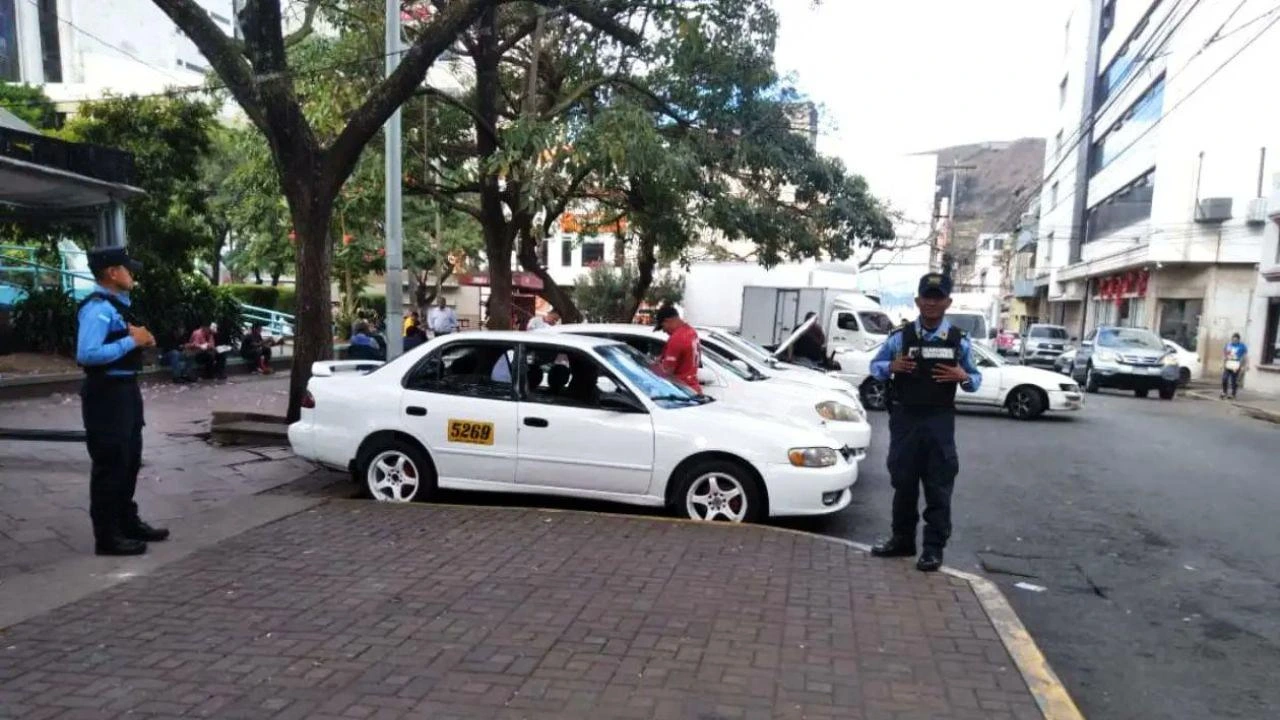 Extorsión golpea taxis de Tegucigalpa y destapa pactos internos Imagen de Extorsión golpea taxis de Tegucigalpa y destapa pactos internos