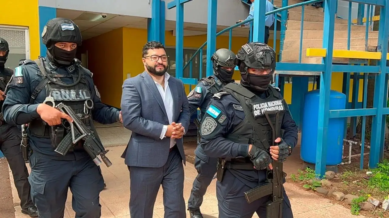 Imagen de Fallo constitucional dejaría en libertad al exjuez Marco Vallecillo