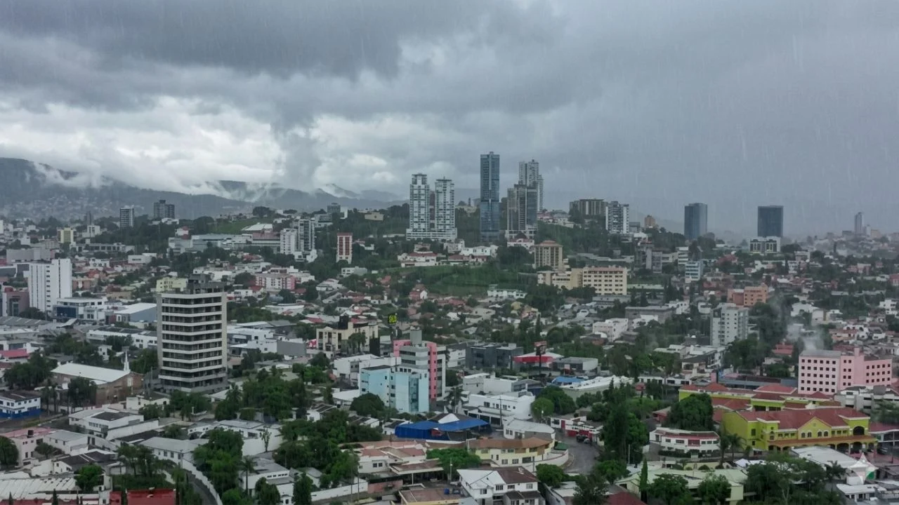 Lluvias y tormentas eléctricas en Honduras: Copeco detalla qué esperar este domingo Imagen de Lluvias y tormentas eléctricas en Honduras: Copeco detalla qué esperar este domingo
