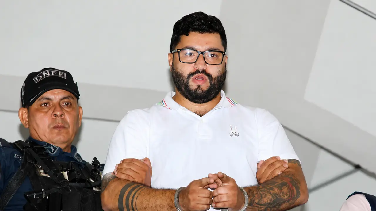 Otorgan libertad a Marco Vallecillo y le imponen fianza de L. 1 millón Imagen de Otorgan libertad a Marco Vallecillo y le imponen fianza de L. 1 millón
