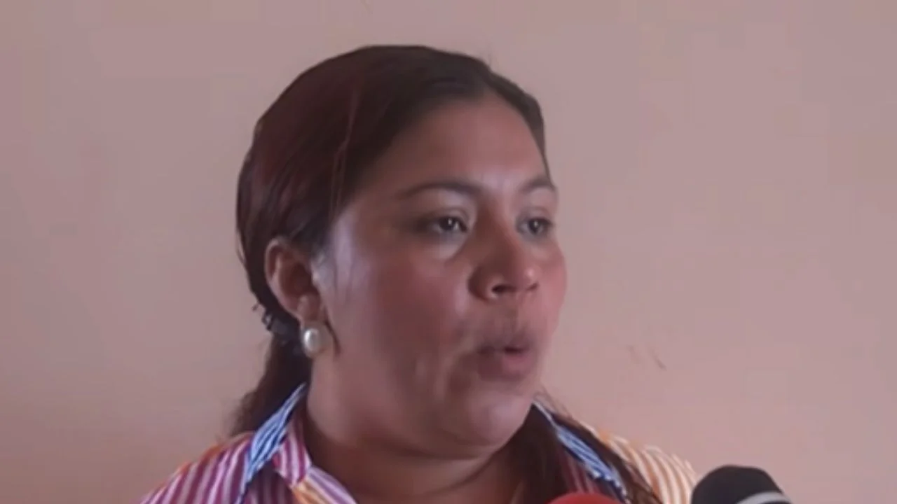 'Me difamó': Hondureña denuncia a expareja por exponerla en redes Imagen de 'Me difamó': Hondureña denuncia a expareja por exponerla en redes