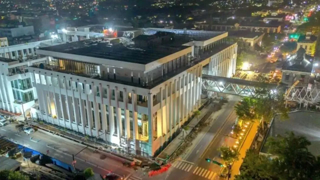 Imagen de ¿Hondureños podrán recibir atención gratuita en nuevo hospital de El Salvador?