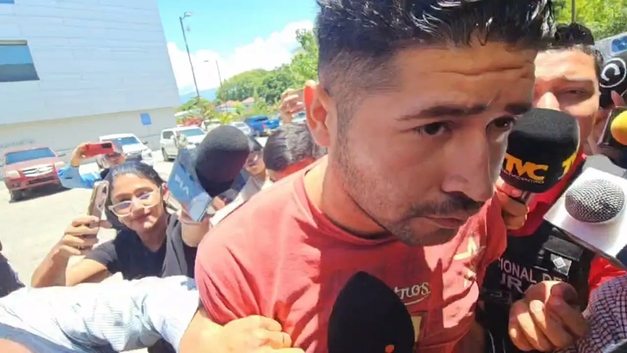 'Ambos se maltrataban': padre de Daniel Meraz, el acusado por crimen de enfermera Imagen de 'Ambos se maltrataban': padre de Daniel Meraz, el acusado por crimen de enfermera