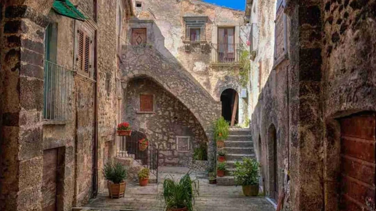 Imagen de Pueblo en Italia ofrece casa y hasta 44 mil euros por mudarse