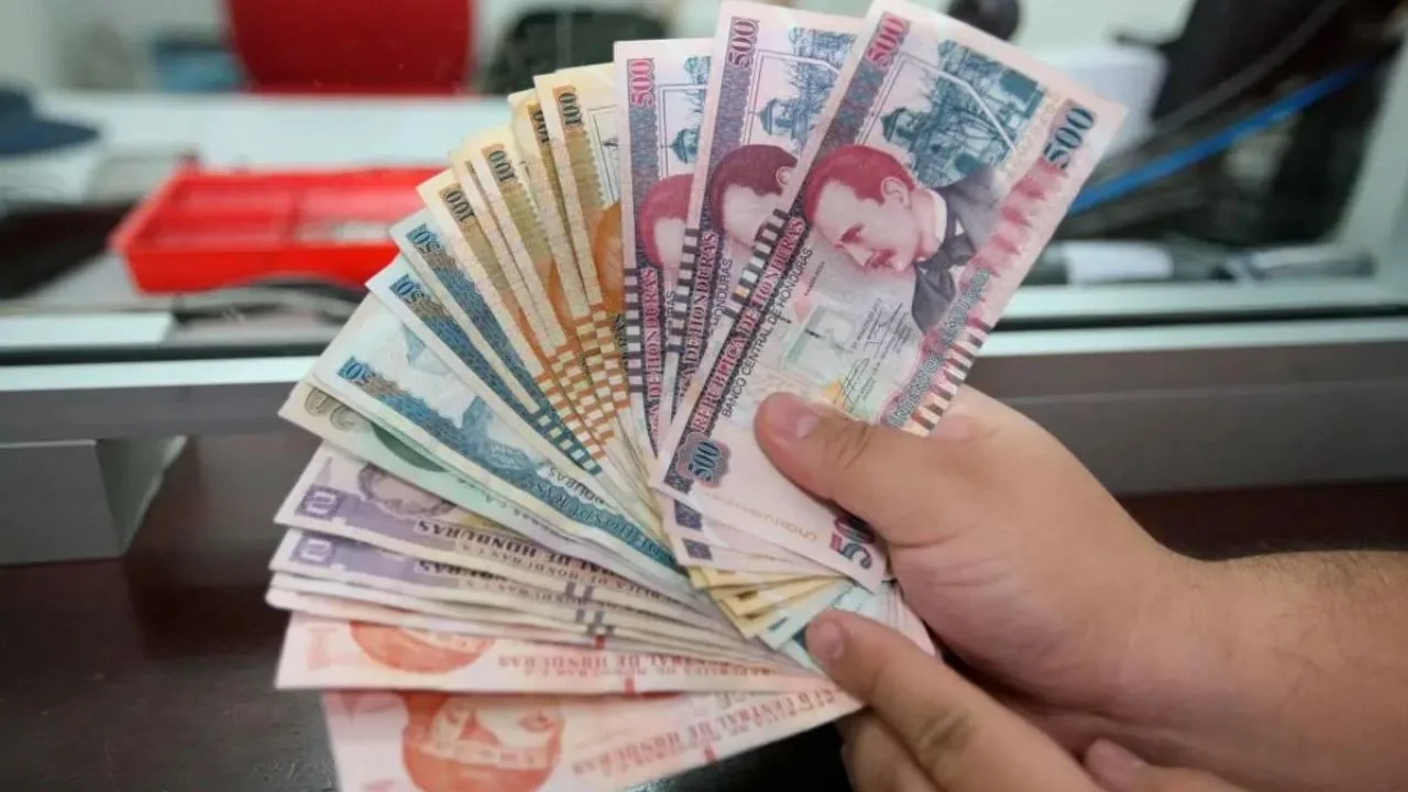 ¿Qué hacer si la empresa donde laboro no paga el decimocuarto mes? Esto dice la ley Imagen de ¿Qué hacer si la empresa donde laboro no paga el decimocuarto mes? Esto dice la ley