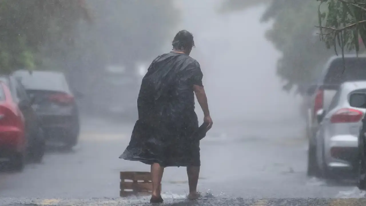 Imagen de Vaguada, onda tropical y marejadas afectarán Honduras esta semana, alerta Cenaos