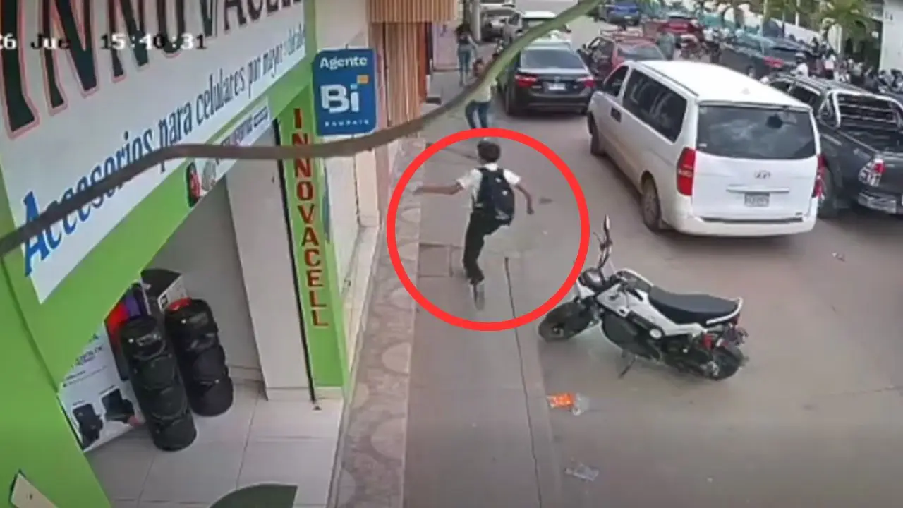 Imagen de VIDEO: Balacera en las afueras de una escuela causa pánico en Juticalpa