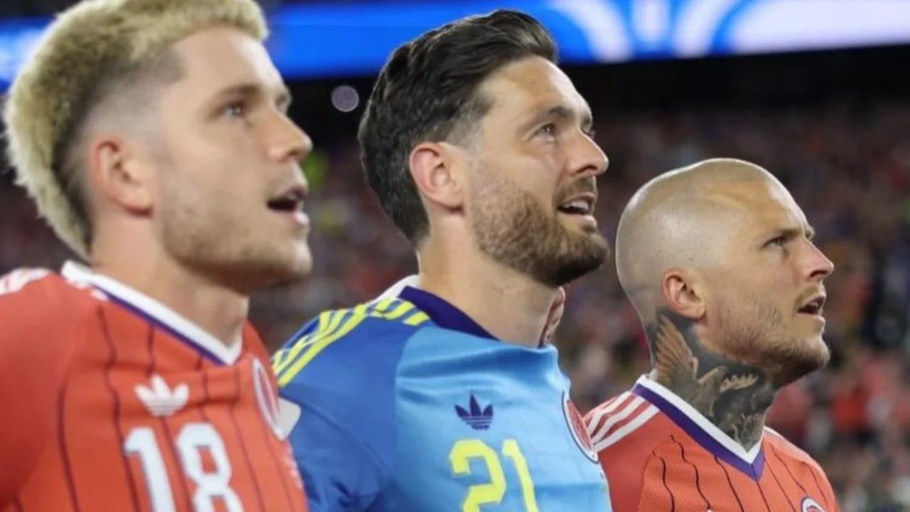 Craig Gordon cantando el himno de Escocia en su primer partido del Mundial 2026 ante Escocia.