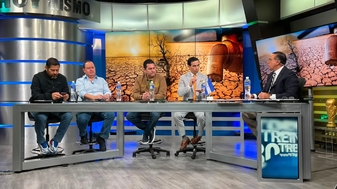 Invitados al programa 30|30 de este domingo 19 de julio.