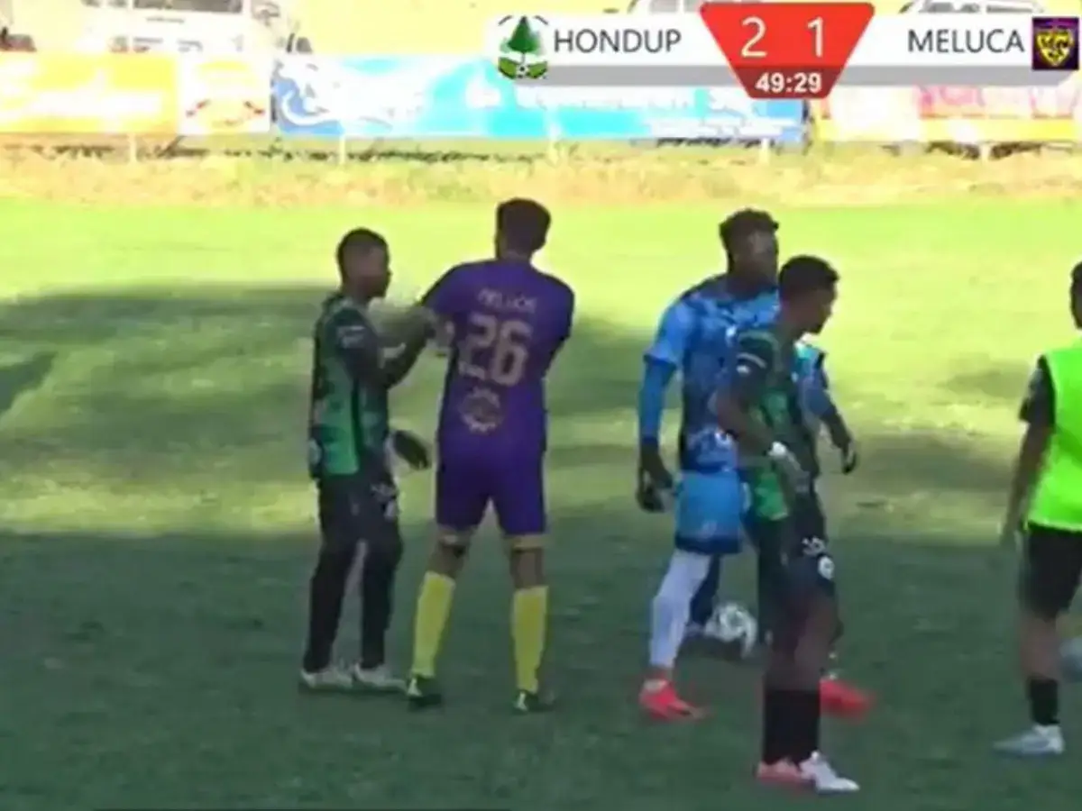 Foto de Pedro Joaquín Amador en su debut con el Meluca FC.