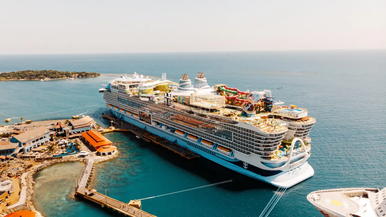 Vacantes en cruceros para hondureños