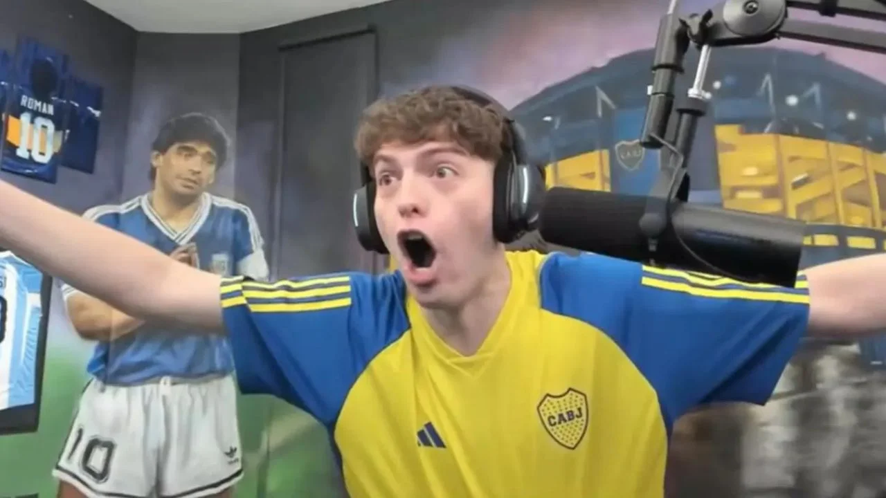 Davoo Xeneize durante uno de sus stream.
