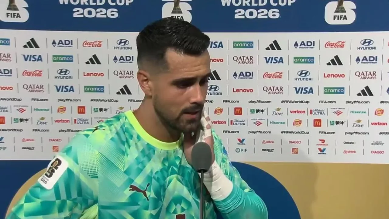 Diogo Costa en zona mixta durante el Mundial 2026.