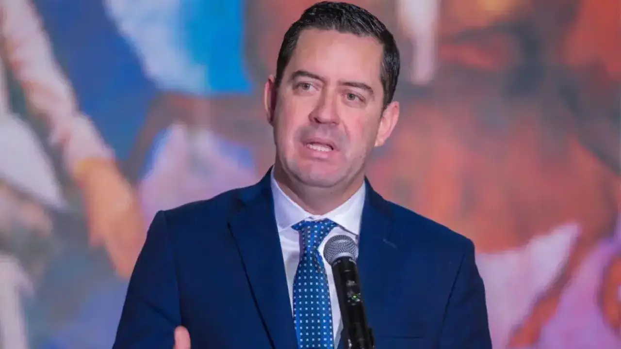 Emilio Hernández, secretario de Finanzas 