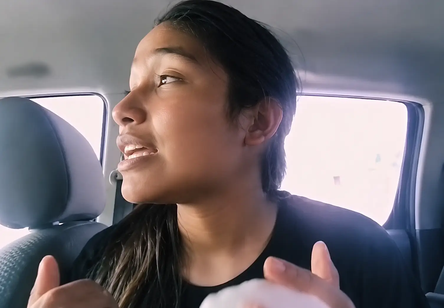 Ella es Sofia, damnificada por terremotos en Venezuela que pide donación de iPhone