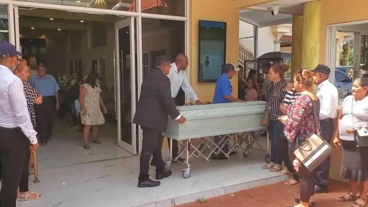 Funeral de los jóvenes asesinados.