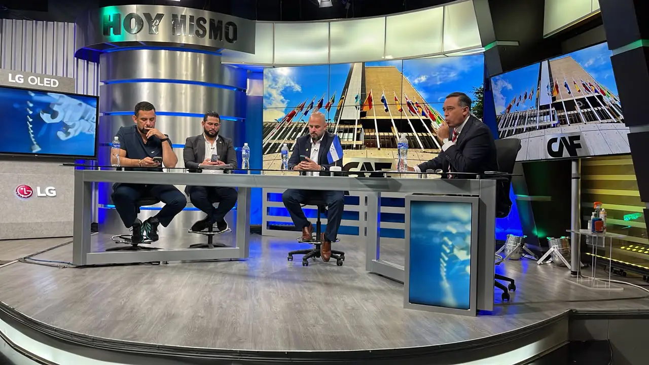 Invitados al programa 30|30 de este domingo.