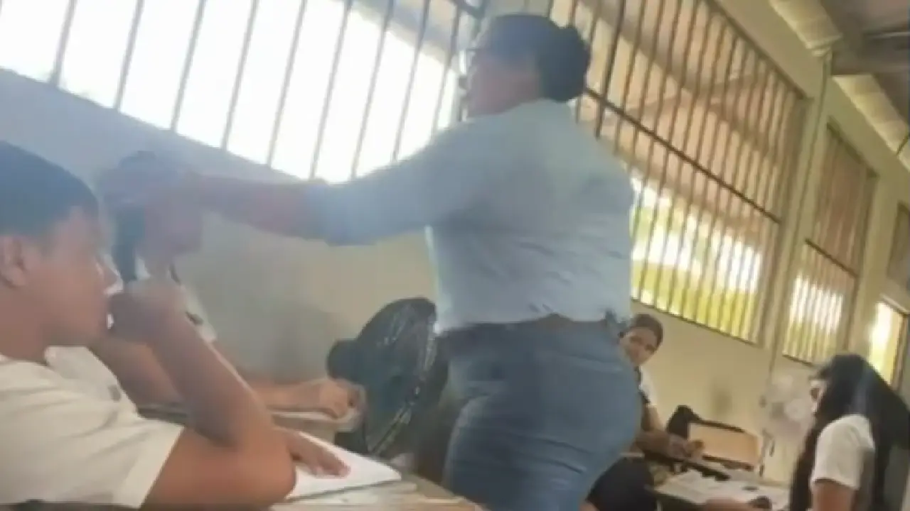 Video captó a maestra agrediendo a una de sus alumnas