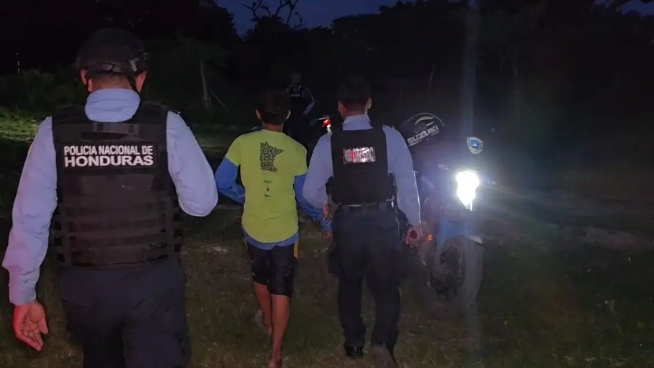 Cae cipote asaltante y ‘okupa’: se apropió de una casa, celulares y una computadora Imagen de Cae cipote asaltante y ‘okupa’: se apropió de una casa, celulares y una computadora